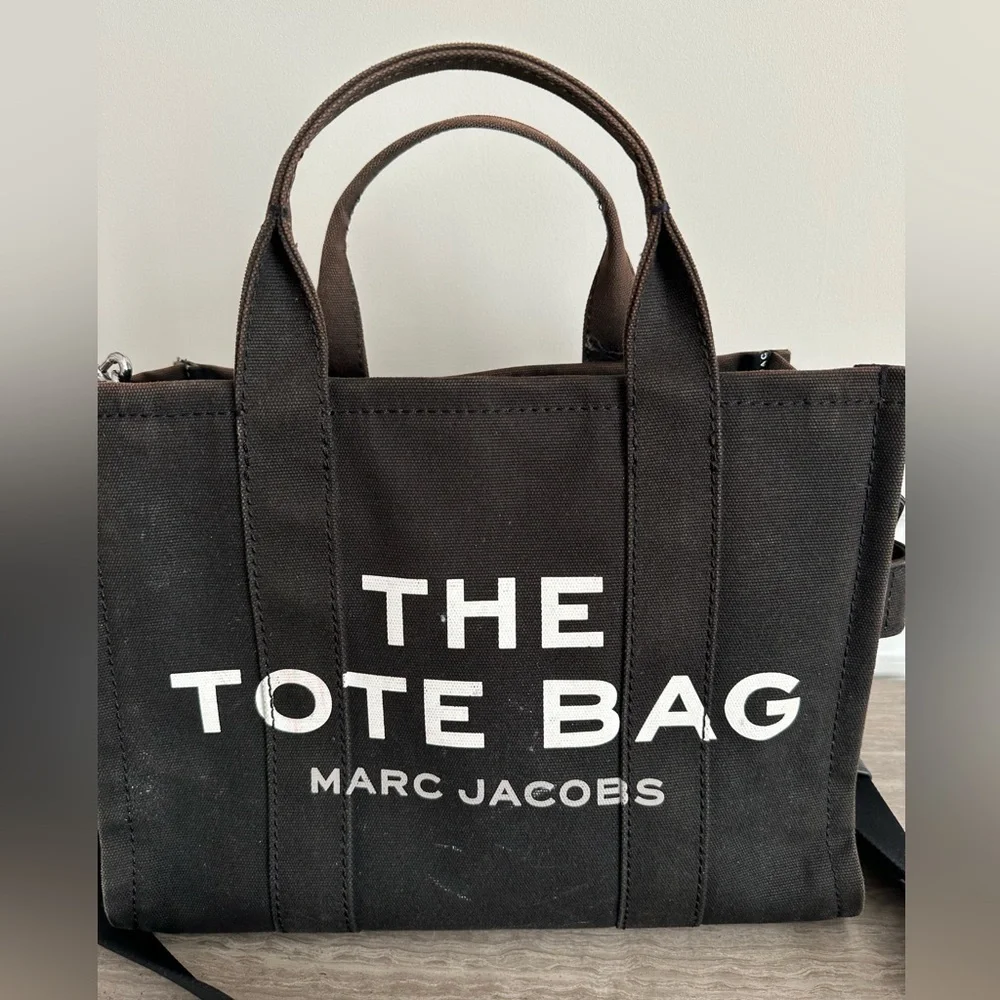 Marc Jacobs Black Canvas Tote Bag - Picture 2 of 11